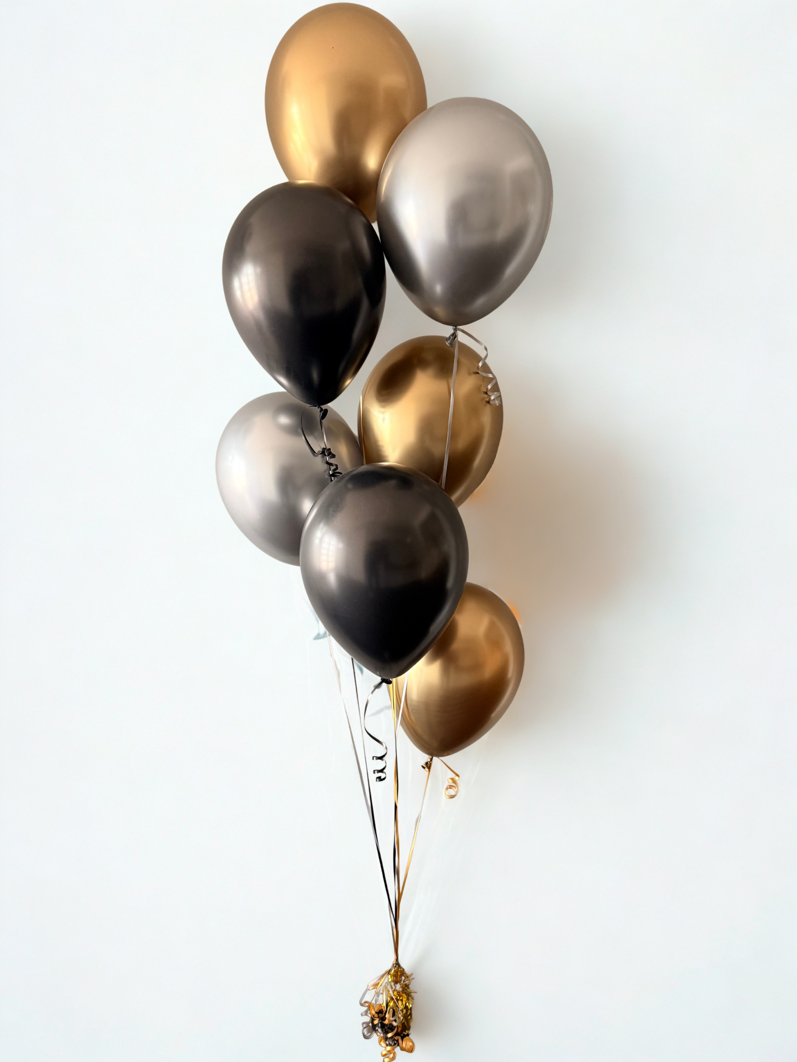 Super 7 balloon bouquet