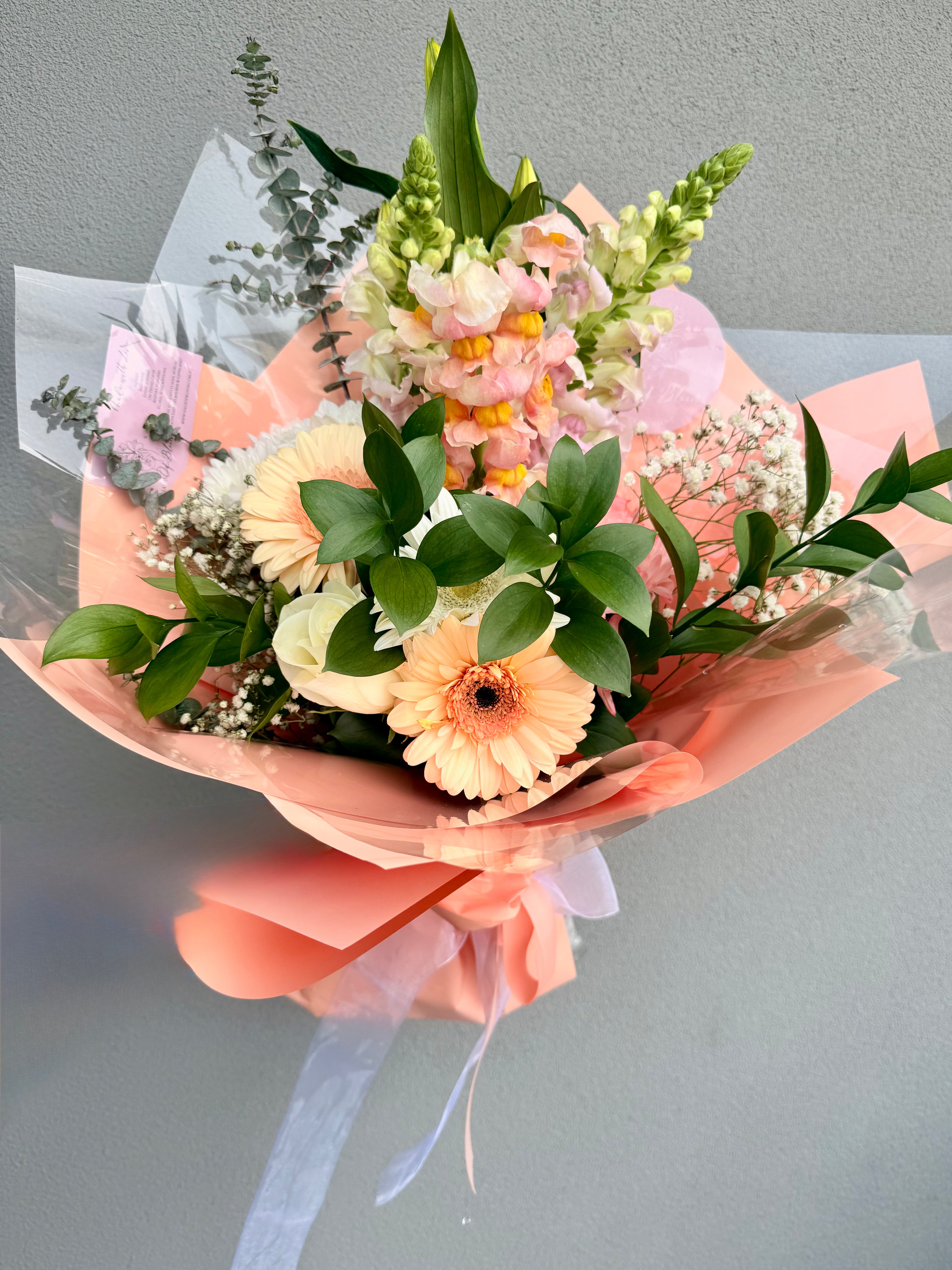 Peaches &amp; Cream Bouquet