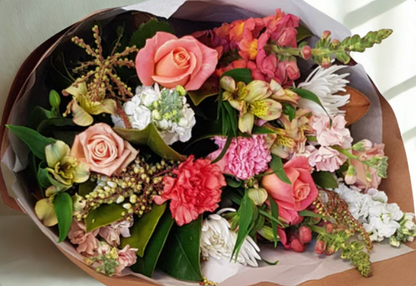 Peaches &amp; Cream Bouquet